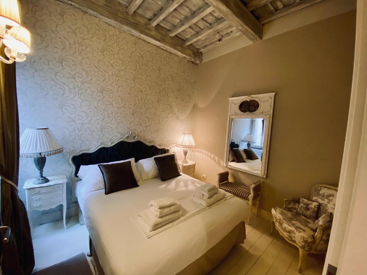White Florence Suite Extérieur photo