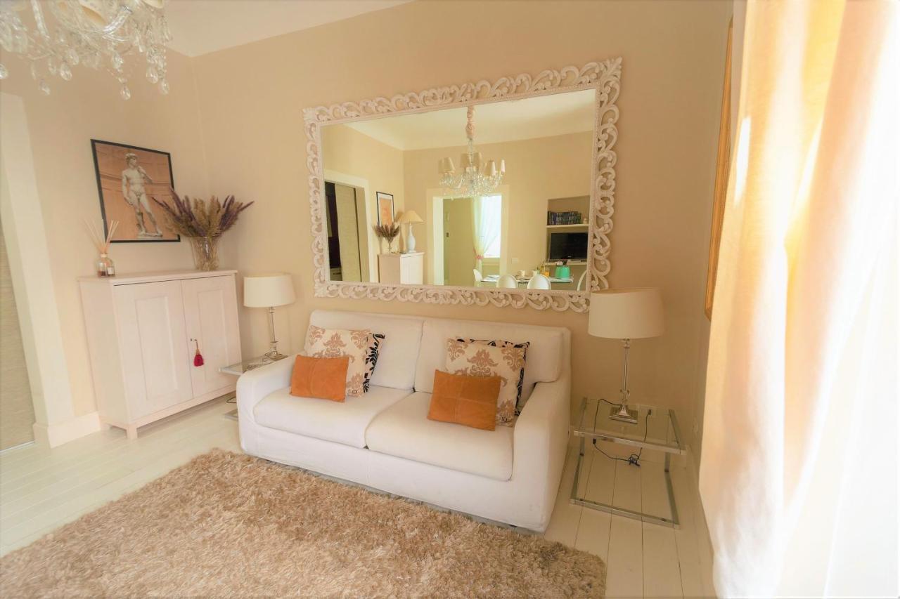 White Florence Suite Extérieur photo