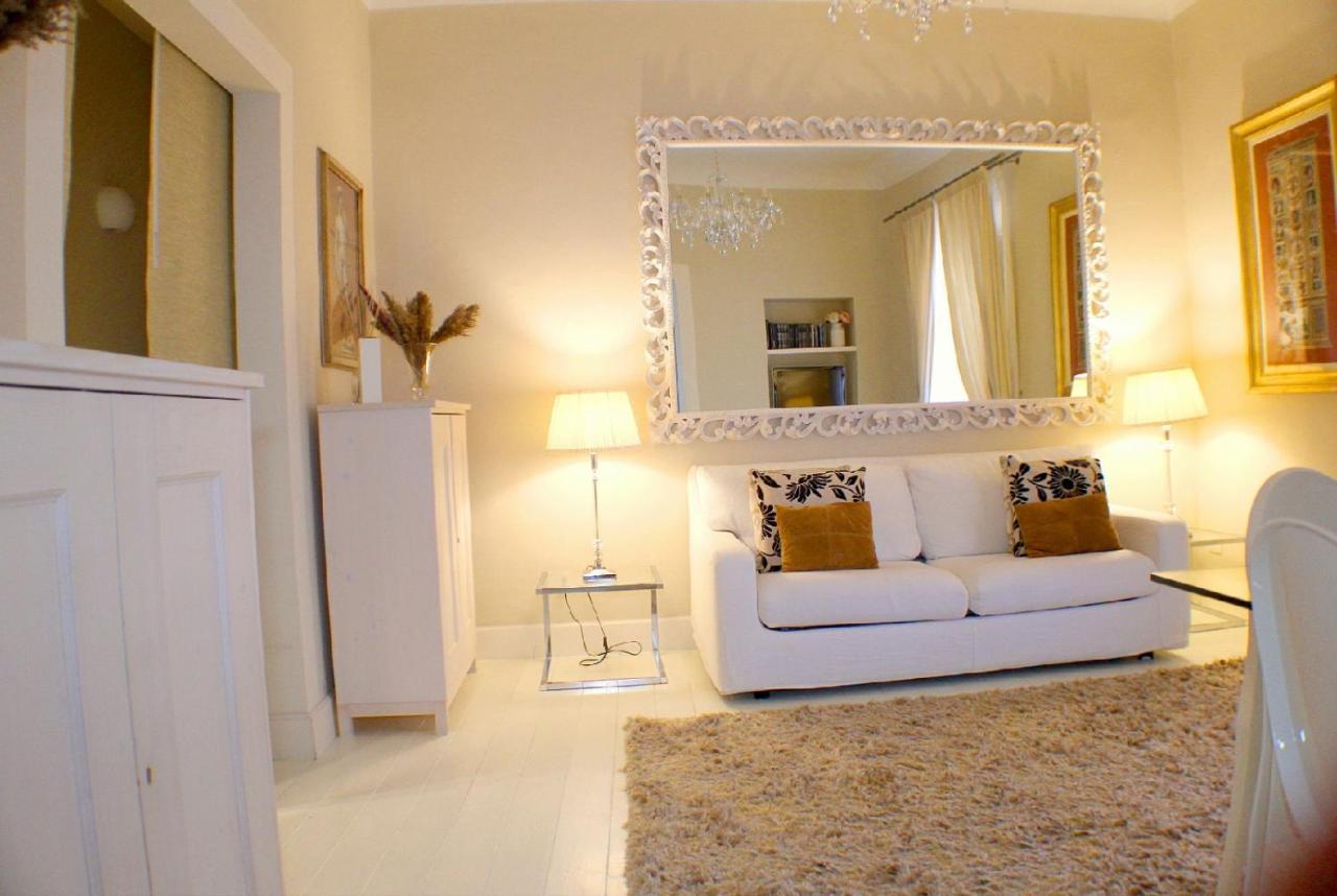 White Florence Suite Extérieur photo