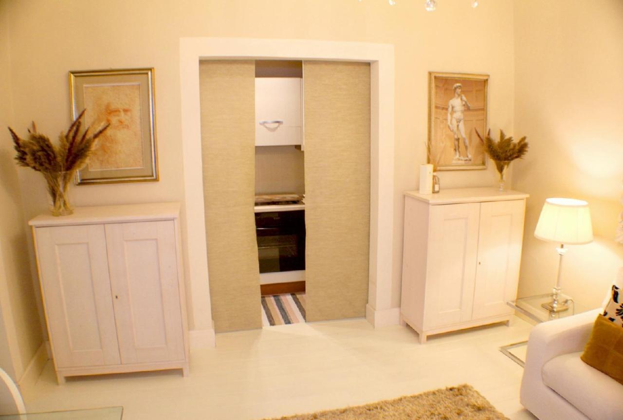 White Florence Suite Extérieur photo